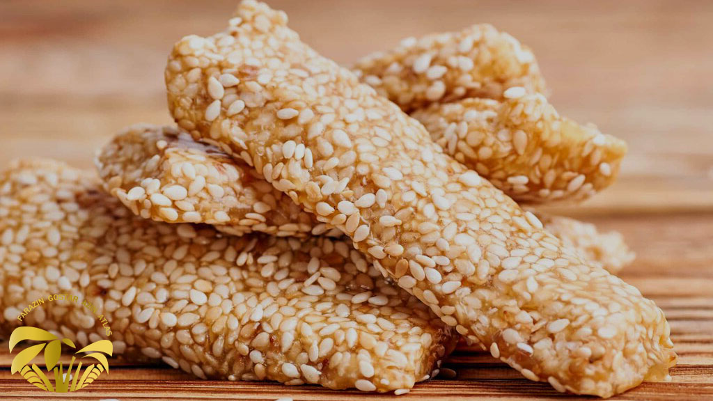 ترکیب کنجد با عسل یا خرما