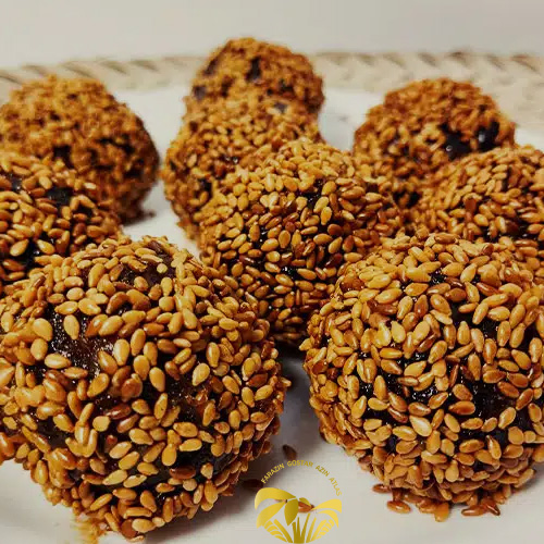 ترکیب کنجد با عسل یا خرما